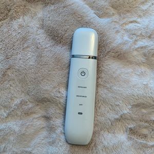 Vanity Planet Facial Exfoliator